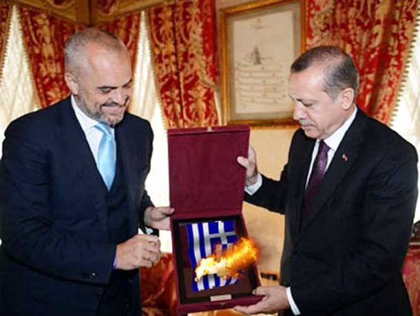 Antixristoi-Anthellhnes