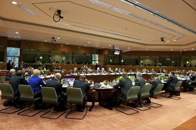 ÃåíéêÞ Üðïøç áðü ôçí Óýíïäï ÊïñõöÞò ôçò ÅõñùðáúêÞò ¸íùóçò óôéò ÂñõîÝëëåò, ÐÝìðôç 25 Ìáñôßïõ 2010.  (EUROKINISSI // Åëåýèåñç ç ÷ñÞóç ãéá ìç åìðïñéêïýò óêïðïýò. Íá áíáöÝñåôáé ùò ðçãÞ ôï Óõìâïýëéï ôçò ÅõñùðáúêÞò ¸íùóçò.)