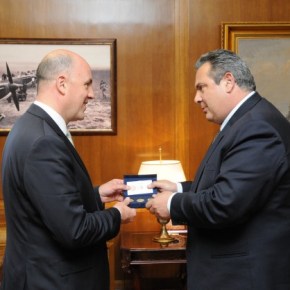 Τουρκικά «παιχνιδάκια» – Ο πρέσβης στον Καμμένο την ώρα που η Άγκυρα&nbsp;προκαλούσε!