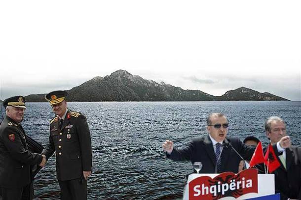 ORKISMENOI-FANATIKOI-EXTHROI-THS-ELLADAS