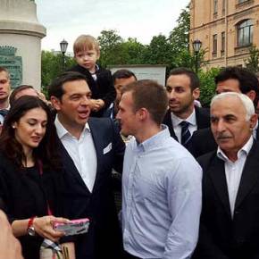 Τσίπρας σε ομογενείς της Ρωσίας: Να είστε περήφανοι που είστε Έλληνες&nbsp;(φωτο-βίντεο)