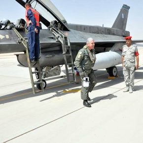 Αυθημερόν πέταξε για την «Air Base Fayed «της Αιγύπτου ο Βαΐτσης! (φώτο &&nbsp;Xάρτης))