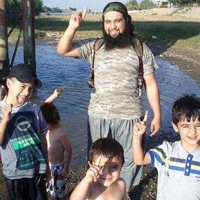 BEΛΓΟΣ Ο ΑΡΧΗΓΟΣ ΤΗΣ ΘΡΗΣΚΕΥΤΙΚΗΣ ΑΣΤΥΝΟΜΙΑΣ ΤΗΣ ΙSIS ΣΤΗ ΡΑΚΚΑ/ΣΥΛΛΗΨΗ 16 ΤΣΕΤΣΕΝΩΝ ΤΣΡΟΜΟΚΡΑΤΩΝ ΣΤΟ ΒΕΛΓΙΟ ΠΟΥ ΣΤΡΑΤΟΛΟΓΟΥΣΑΝ ΓΙΑ ΣΥΡΙΑ&nbsp;….