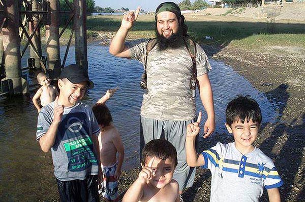 CHCjOeRUcAAuDQX.j600X399pg