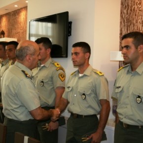 Ο Α/ΓΕΣ συναντήθηκε με τους αυριανούς αξιωματικούς – Γεύμα με&nbsp;τεταρτοετείς