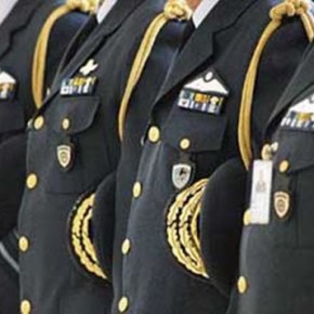 Οι στρατηγοί Βερυβάκης, Γράψας, ο πτέραρχος Κλόκοζας και άλλοι 62 στρατιωτικοί υπέρ του&nbsp;«ναι»