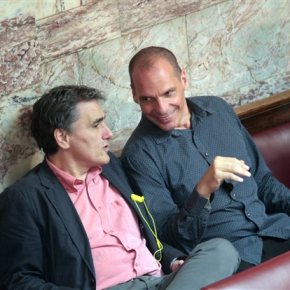 Βαρουφάκης: Δεν θα ψηφίσω απόψε στη Βουλή, αλλά στηρίζω απόλυτα τον Τσακαλώτο Προανήγγειλε την απουσία του – Ξεκαθάρισε ότι οφείλεται σε οικογενειακούς&nbsp;λόγους