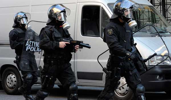 ekam-bila-amalias--600X350