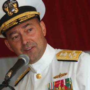 James Stavridis στο Foreign Policy: «Αν η Ελλάδα βγει από το ευρώ θα πάει στη Ρωσία του&nbsp;Β.Πούτιν»