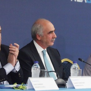 Παραμένει πρόεδρος μέχρι το&nbsp;2016