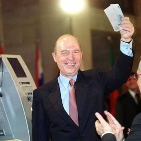 ΑΥΤΟ ΗΤΑΝ ΤΟ ΠΡΟΔΟΤΙΚΟ ΠΑΙΧΝΙΔΙ ΤΟΥ ΕΥΡΩ ΑΠΟ ΤΟΝ ΓΕΡΜΑΝΟΦΩΝΟ&nbsp;ΣΗΜΙΤΗ