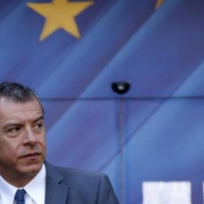 Γιούνκερ προς Θεοδωράκη:»Τα εξοπλιστικά κονδύλια» είναι πρόβλημα στη&nbsp;συμφωνία!