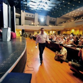 Πέρασε η πρόταση Τσίπρα για έκτακτο&nbsp;συνέδριο