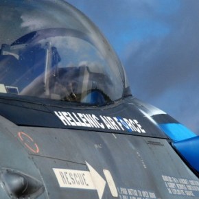 Απλά οι καλύτεροι! Άλλο ένα βραβείο για την ΠΑ στη Βρετανία όπου το F-16 ΖΕΥΣ μάγεψε!&nbsp;ΒΙΝΤΕΟ