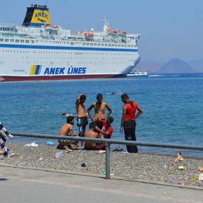 Μεγάλη σύγχυση «Θρίλερ» το ταξίδι του «Ελ. Βενιζέλος» με τους σχεδόν 3.000&nbsp;μετανάστες