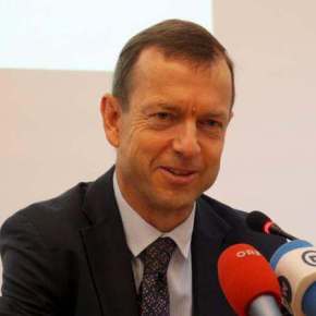 Η κυβέρνηση φεύγει, ο Τσίπρας μένει – Βιώσιμο το χρέος και χωρίς το&nbsp;ΔΝΤ