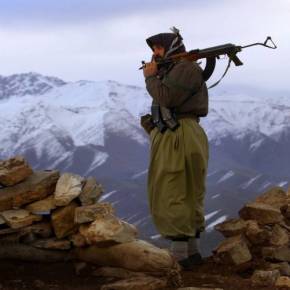 «Φτιάχνει κλίμα» η Αγκυρα: «Δεύτερος Ελληνικός Στρατός το ΡΚΚ»! – Συνδέουν την Ελλάδα με τις επιθέσεις των&nbsp;Κούρδων