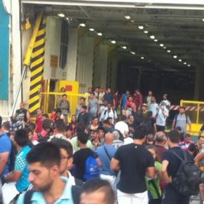 Η Εισβολή των λάθρο: Στον Πειραιά το «Ελ. Βενιζέλος» με 2.172 μετανάστες – Κοντεύουν τους 10.000 στη&nbsp;Λέσβο!