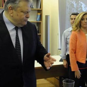 «Τρώγονται» Βενιζέλος και Φώφη – Καταλαβαίνουν πώς η ώρα να μείνουν εκτός Βουλής&nbsp;πλησιάζει