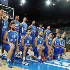 Γιούχα των Σκοπιανών στον Εθνικό μας Ύμνο…Κραυγάζοντας συνεχώς&nbsp;(Macedonia)