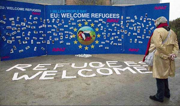 capcf83cf85--600X354