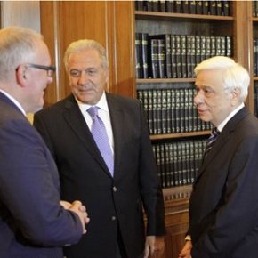 Παυλόπουλος: Η Ελλάδα δεν μπορεί να αντιμετωπίσει μόνη της το μεταναστευτικό Συνάντηση του Προέδρου της Δημοκρατίας με Τίμερμανς και Αβραμόπουλο στο Προεδρικό&nbsp;Μέγαρο