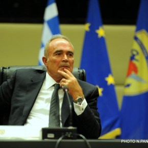 «Πήξαμε» στους υπηρεσιακούς ΥΕΘΑ ώρα για «οικουμενικό-μάνατζερ» υπουργό