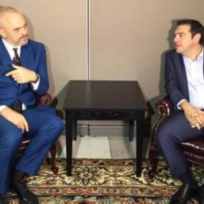 Δείτε τα αστειάκια που κάνει με τον κατσαπλιά Ράμα ο Αλέξης… Την ίδια ώρα που οι αλβανοί τρομοκρατούν τους Βορειοηπειρώτες αδερφούς&nbsp;μας!