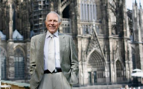 sunenteuxi1-thumb-large