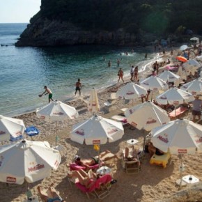 Ποιοι κερδίζουν από τα 26 εκατ.&nbsp;αφίξεις;