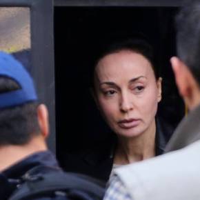 ΕΚΤΑΚΤΟ: Η “ΚΑΡΑΒΛΑΧΑΡΑ ΜΕ ΤΑ GUCCI” ΒΙΚΥ ΣΤΑΜΑΤΗ ΑΠΟΦΥΛΑΚΙΖΕΤΑΙ ΜΕ ΠΕΡΙΟΡΙΣΤΙΚΟΥΣ ΟΡΟΥΣ ΚΑΙ ΕΓΓΥΟΔΟΣΙΑ 50.000&nbsp;ΕΥΡΩ