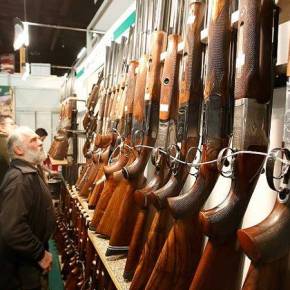 Ηχούν Πολεμικές Σειρήνες: Οι Αυστριακοί εξοπλίζονται και περιμένουν τους λάθρο!&nbsp;(βίντεο)