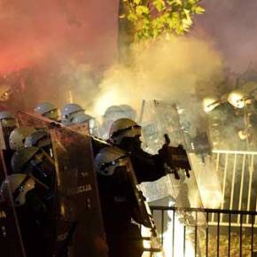 ΤΟ «ΜΑΚΡΥ ΧΕΡΙ» ΤΗΣ ΡΩΣΙΑΣ ΧΤΥΠΑ ΤΟ ΝΑΤΟ ΣΤΟ&nbsp;ΜΑΥΡΟΒΟΥΝΙΟ