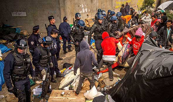 European-Union-creates-secret-plans-for-thousands-of-migrants-to-be-deported-360993