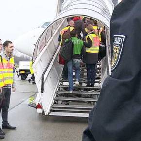 Η Γερμανία Στέλνει Πίσω το Κύμα Αλβανών που Ζητάνε&nbsp;Άσυλο