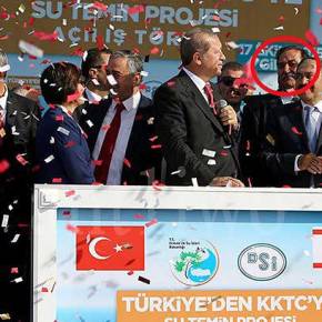 Προδότες Τουρκογλείφτες, βλέπετε ότι ο Ερντογάν στα κατεχόμενα είχε δίπλα του τον ΦΟΝΙΑ του&nbsp;Σολωμού;