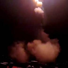 ΜΕ ΤΣΟΥΝΑΜΙ ΠΥΡΑΥΛΩΝ ΑΠΟ ΤΗΝ ΚΑΣΠΙΑ ΣΦΥΡΟΚΟΠΟΥΝ ΟΙ ΡΩΣΟΙ ΤΟΥΣ ΤΖΙΧΑΝΤΙΣΤΕΣ ΣΤΗ ΣΥΡΙΑ! ΣΕ ΑΠΟΣΤΑΣΗ 1.500&nbsp;ΧΙΛΙΟΜΕΤΡΩΝ!!!