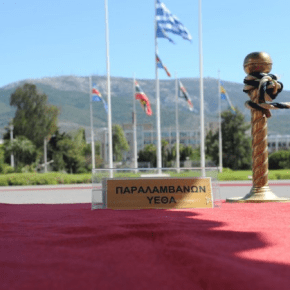 Νέο ειδικό μισθολόγιο και θητεία Αρχηγών ανακοίνωσε ο ΥΕΘΑ Πάνος&nbsp;Καμμένος