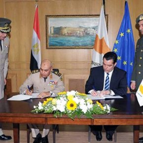 Μνημόνιο Στρατιωτικής-Αμυντικής Συνεργασίας υπέγραψαν χθες Κύπρος και&nbsp;Αίγυπτος