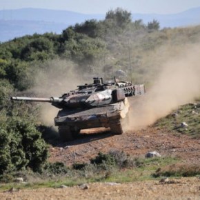 Άσκηση τεθωρακισμένων σε εντυπωσιακές&nbsp;φωτογραφίες