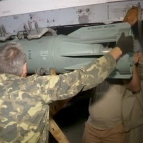 Μπαράζ ρωσικών βομβαρδισμών από αέρα και θάλασσα στα σύνορα&nbsp;Τουρκίας-Συρίας