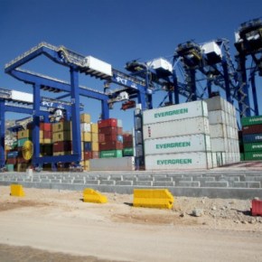 Ετοιμάζει τη νέα προβλήτα η Cosco&nbsp;Φωτογραφίες.