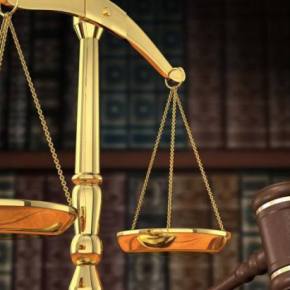 Η δίκη για το Σκάνδαλο του αιώνα θα γίνει χωρίς πολιτικούς κατηγορούμενους!