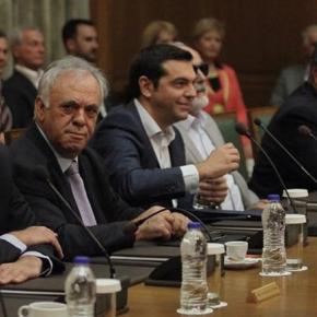 Επτά μέρες της φωτιάς: Επώδυνα μέτρα και κοινωνικά μέτωπα Με όλα τα μέτωπα ανοιχτά εισέρχεται η κυβέρνηση σε μία κρίσιμη εβδομάδα από την οποία θα κριθεί η επιτυχία της αξιολόγησης και το «success story» του&nbsp;πρωθυπουργού.