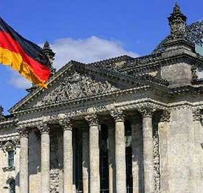 «Νομικά στέρεη και ρεαλιστική η διεκδίκηση των γερμανικών&nbsp;αποζημιώσεων…»