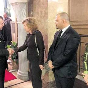 Κύπρος: Την ανάκληση της πρέσβειρας των ΗΠΑ ζητεί η αντιπολίτευση μετά την απόδοση τιμών στον τουρκικό κατοχικό&nbsp;Στρατό