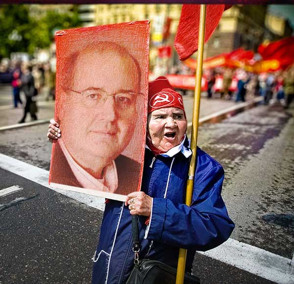 Kai Xontros Kai Makakas