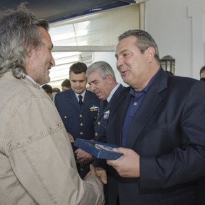 Πιλότους από Ικαρία «ψαρεύει» ο&nbsp;Καμμένος!