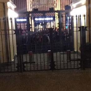 Ένταση μεταξύ Ρωσίας και Τουρκίας. Εκατοντάδες «Γρίζοι Λύκοι» διαμαρτύρονται για τις ρωσικές αεροπορικές&nbsp;επιδρομές