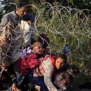 Η ΠΓΔΜ θα κατασκευάσει συρμάτινο φράχτη στα σύνορα με την Ελλάδα Εάν οι ευρωπαϊκές χώρες μειώσουν τον αριθμό προσφύγων και μεταναστών που&nbsp;δέχονται